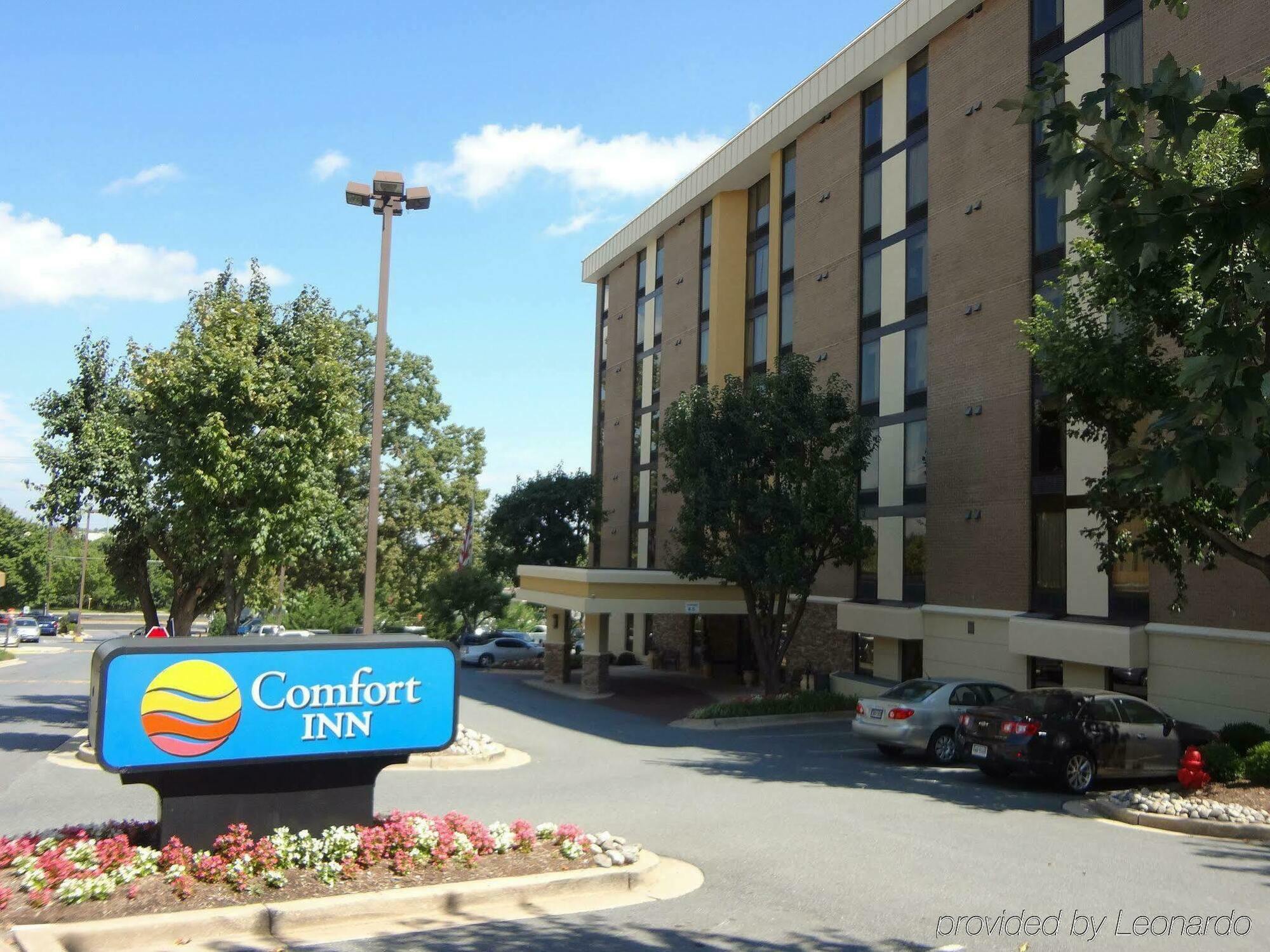 Comfort Shady Grove - - Rockville Inn 3*